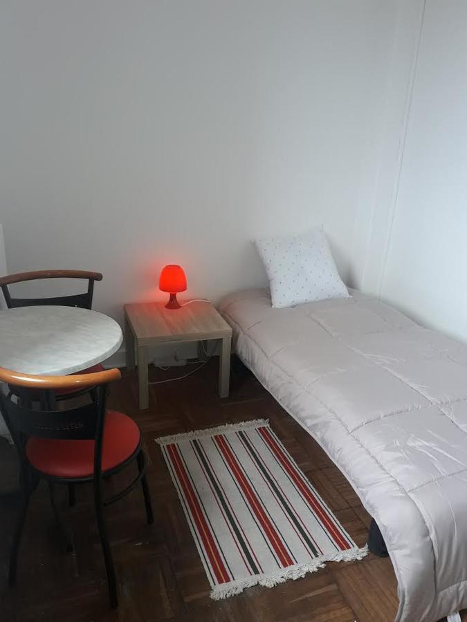 Hotel Lesembruns Le Havre Esterno foto